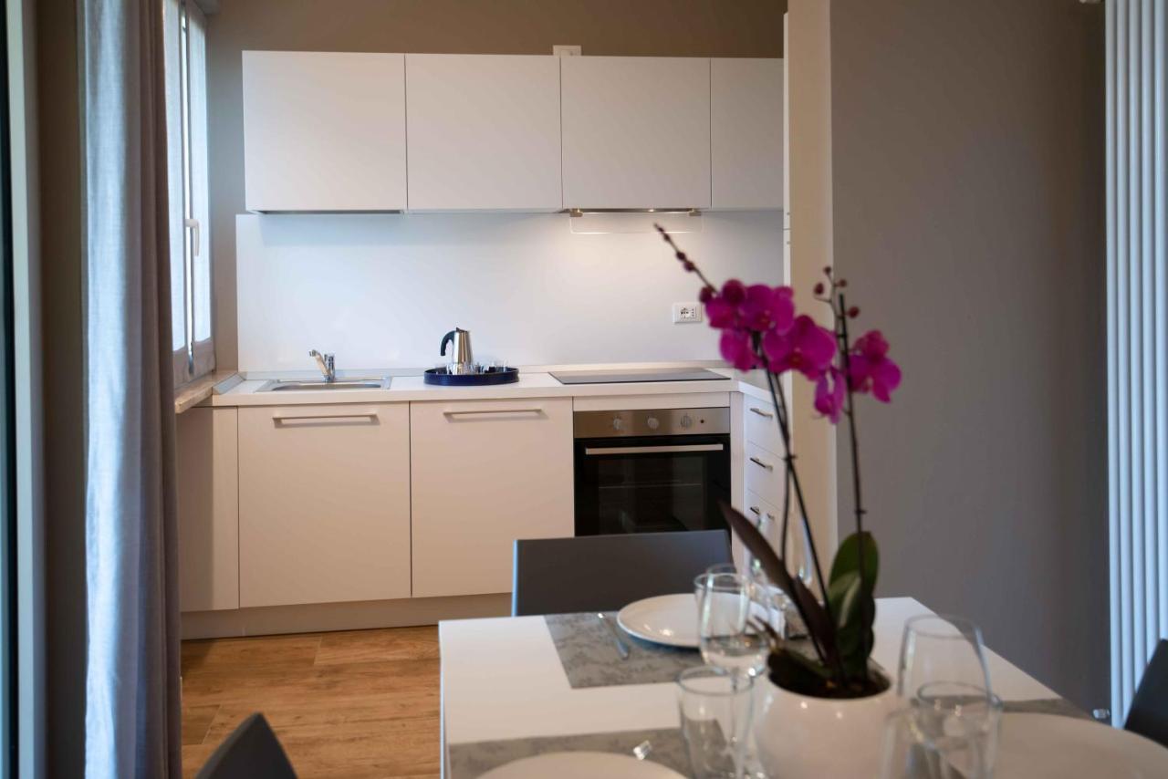 Sirmio Apartments - Narnia Stay Sirmione Eksteriør bilde